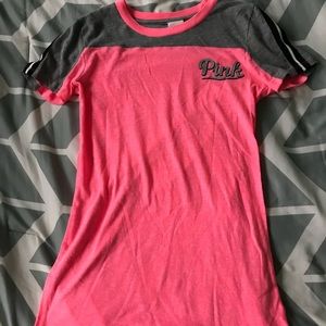 Pink and gray T-shirt from VS pink